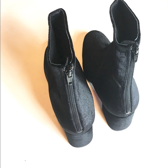 🆕Free People | Cecile Velvet Booties (38) - Picture 6 of 8